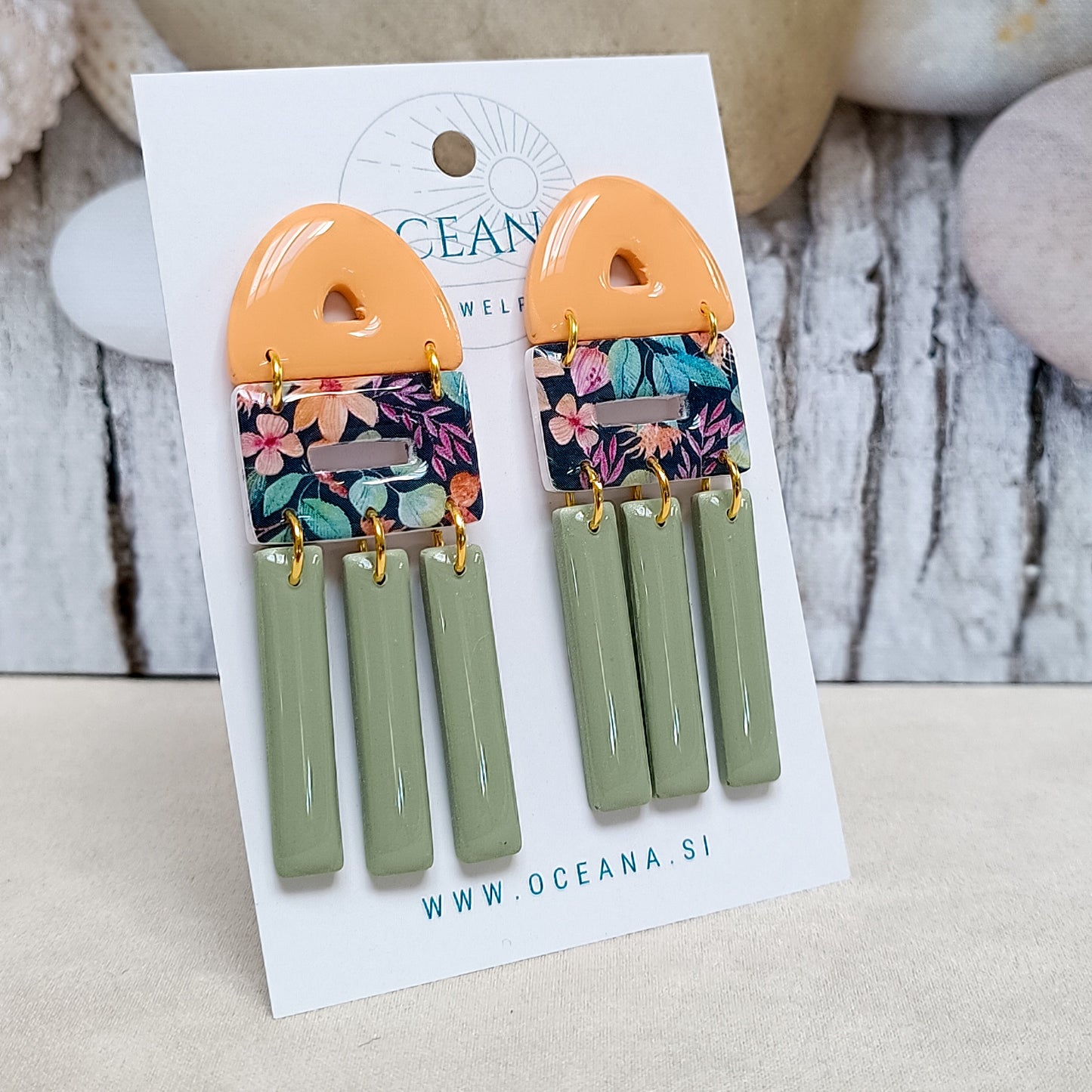Ear Candy 11