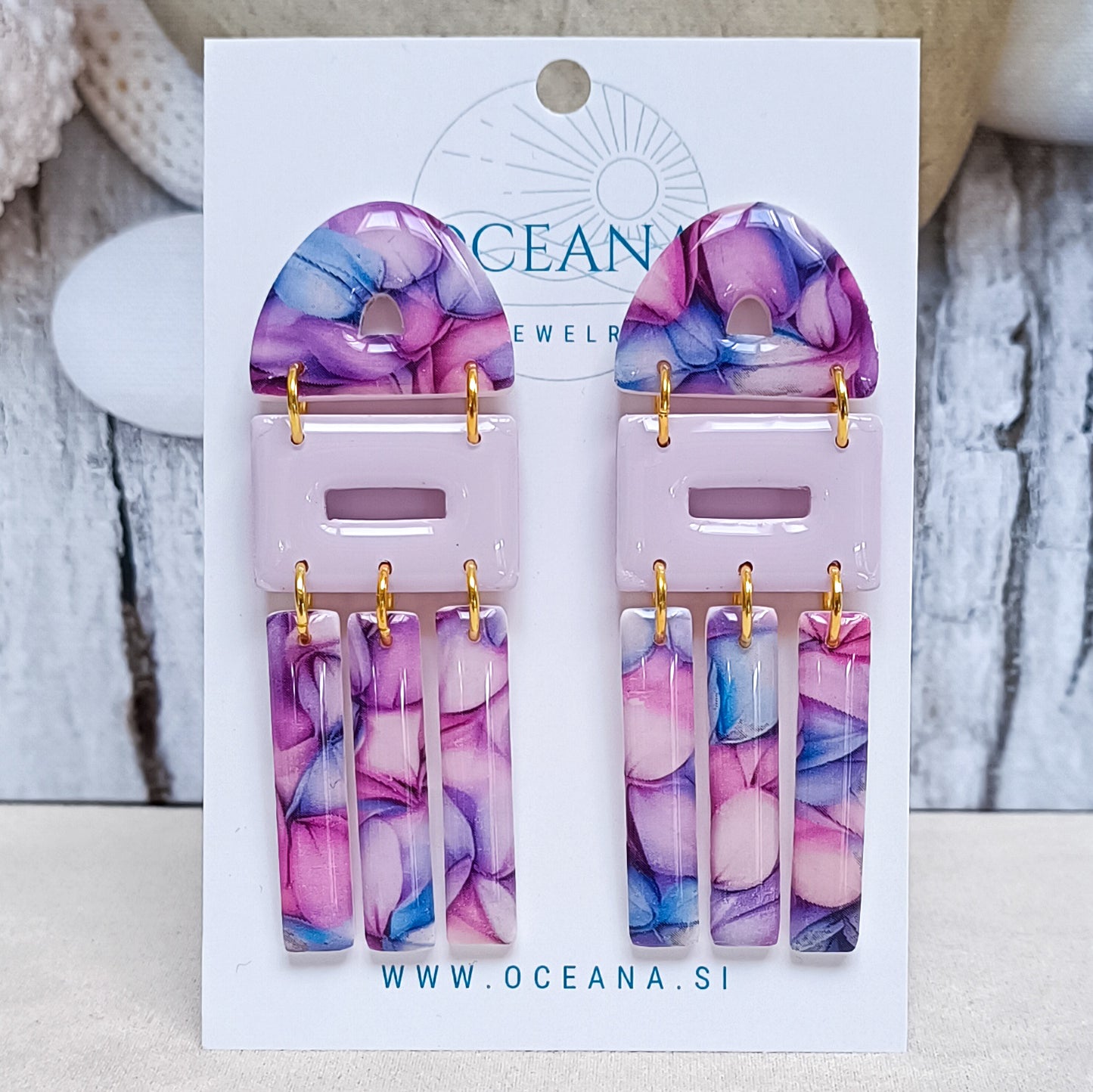 Ear Candy 16