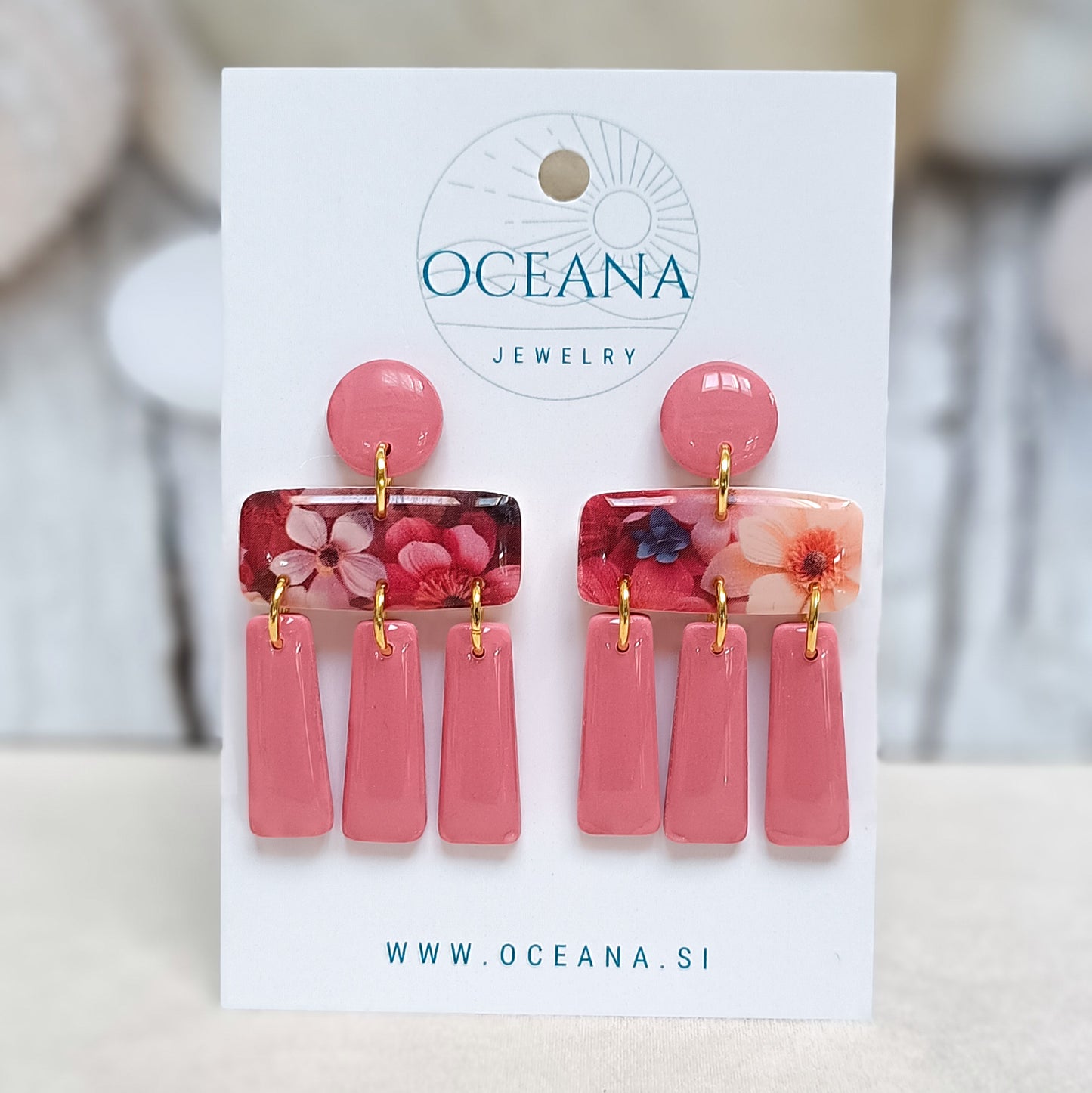Ear Candy 22