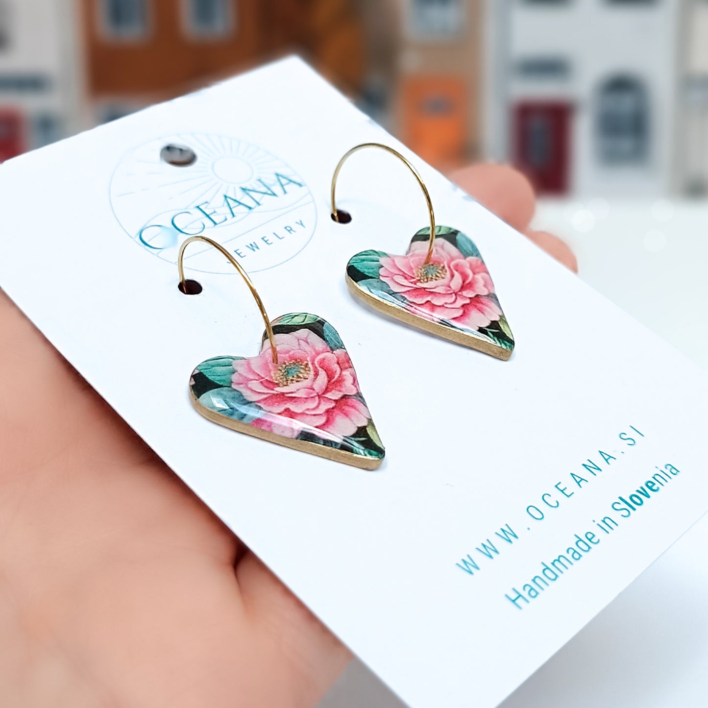 Ear Candy 84