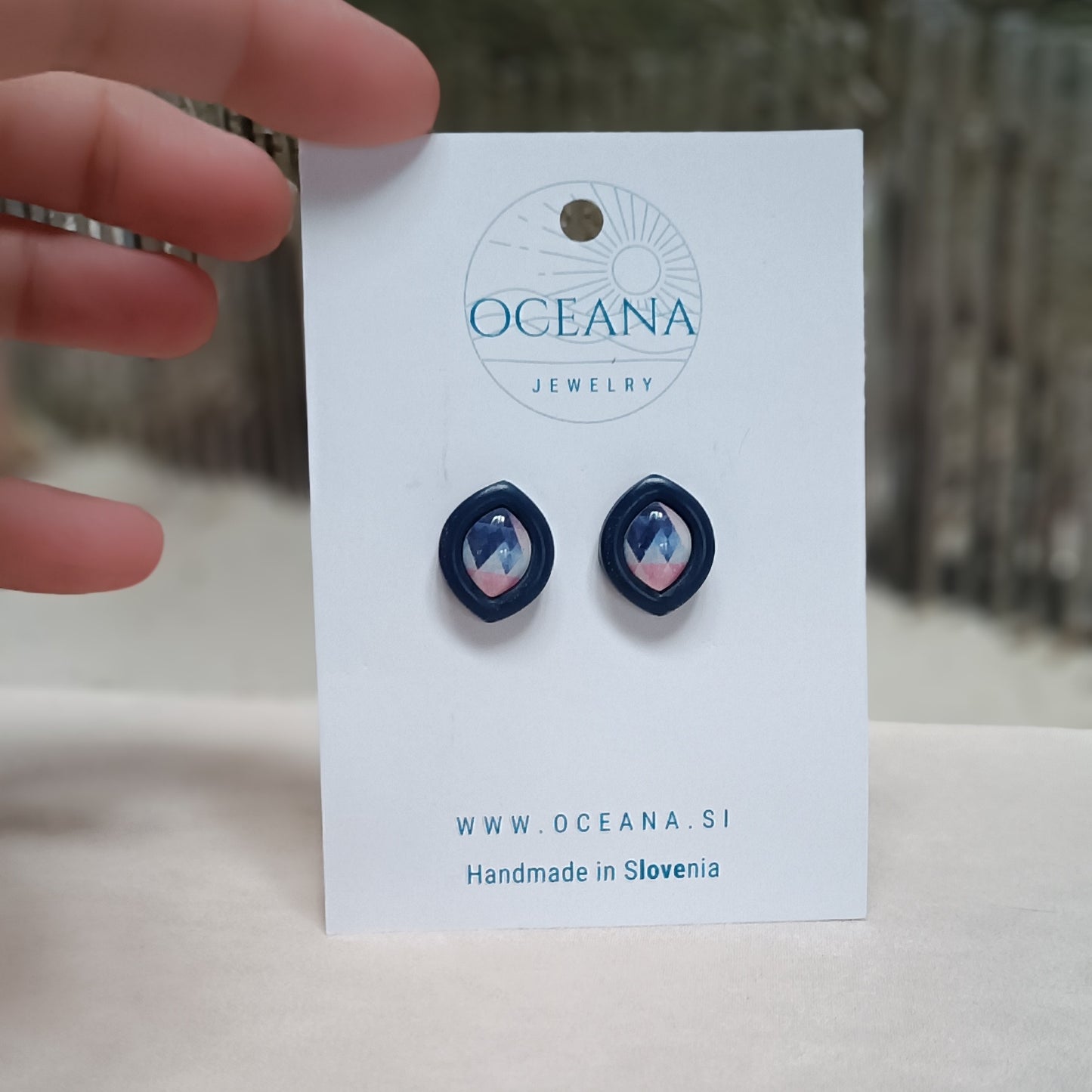 Ear Candy 195