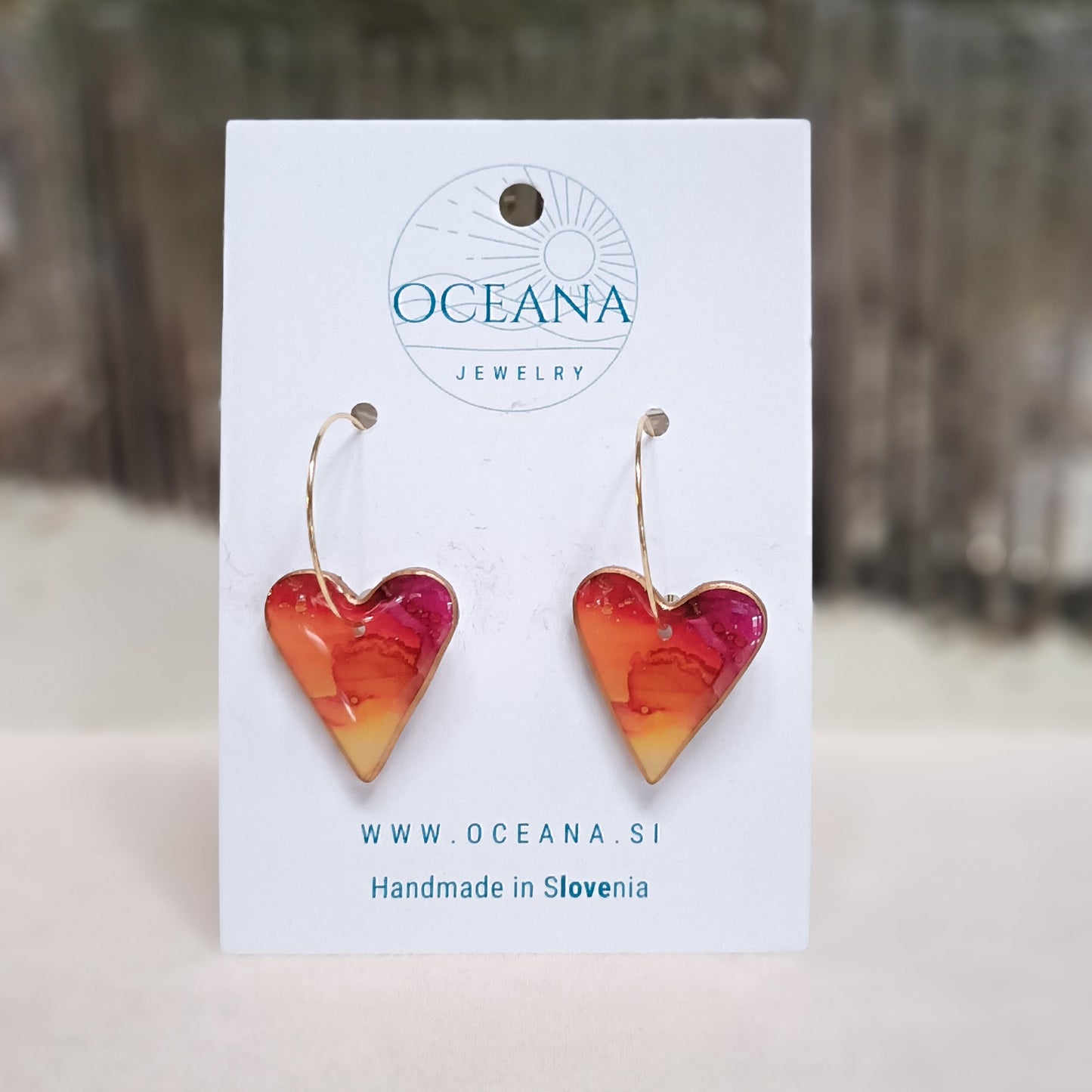 Ear Candy 208