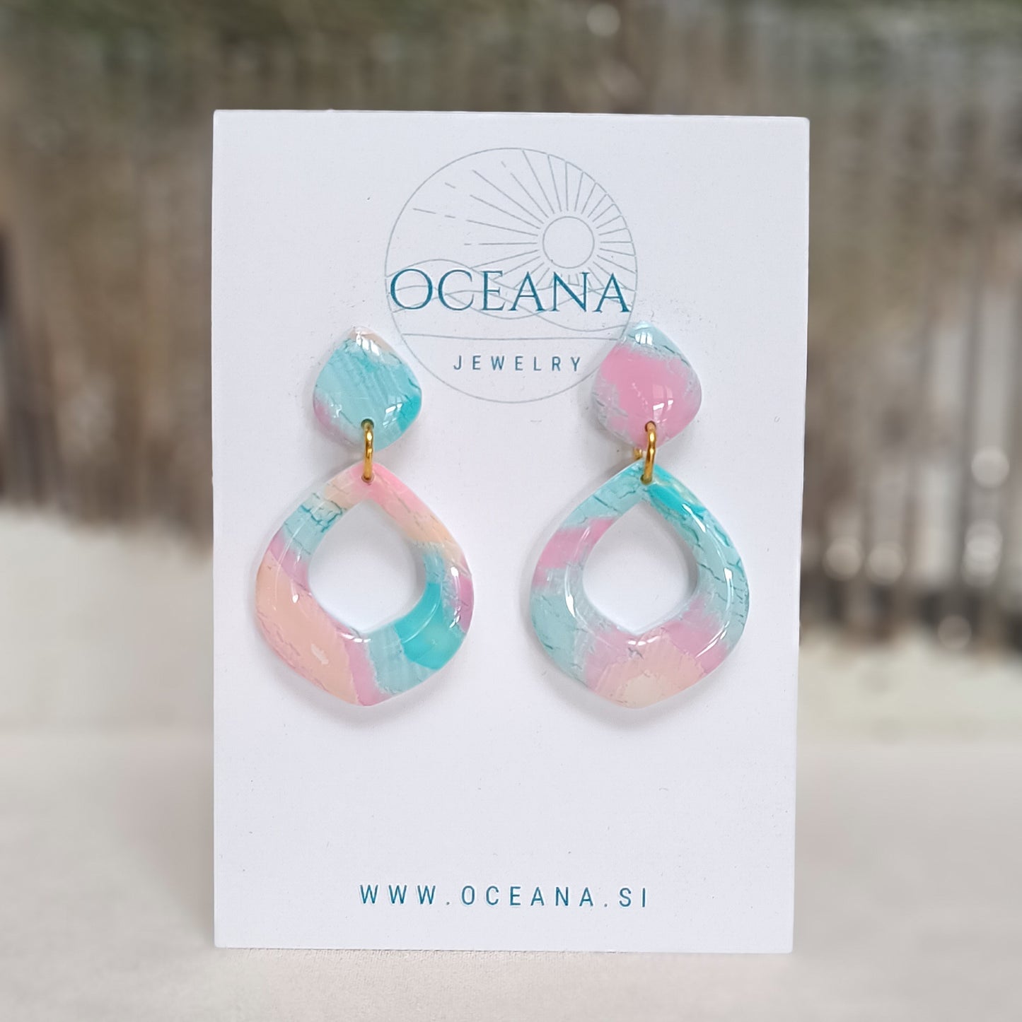 Ear Candy 213