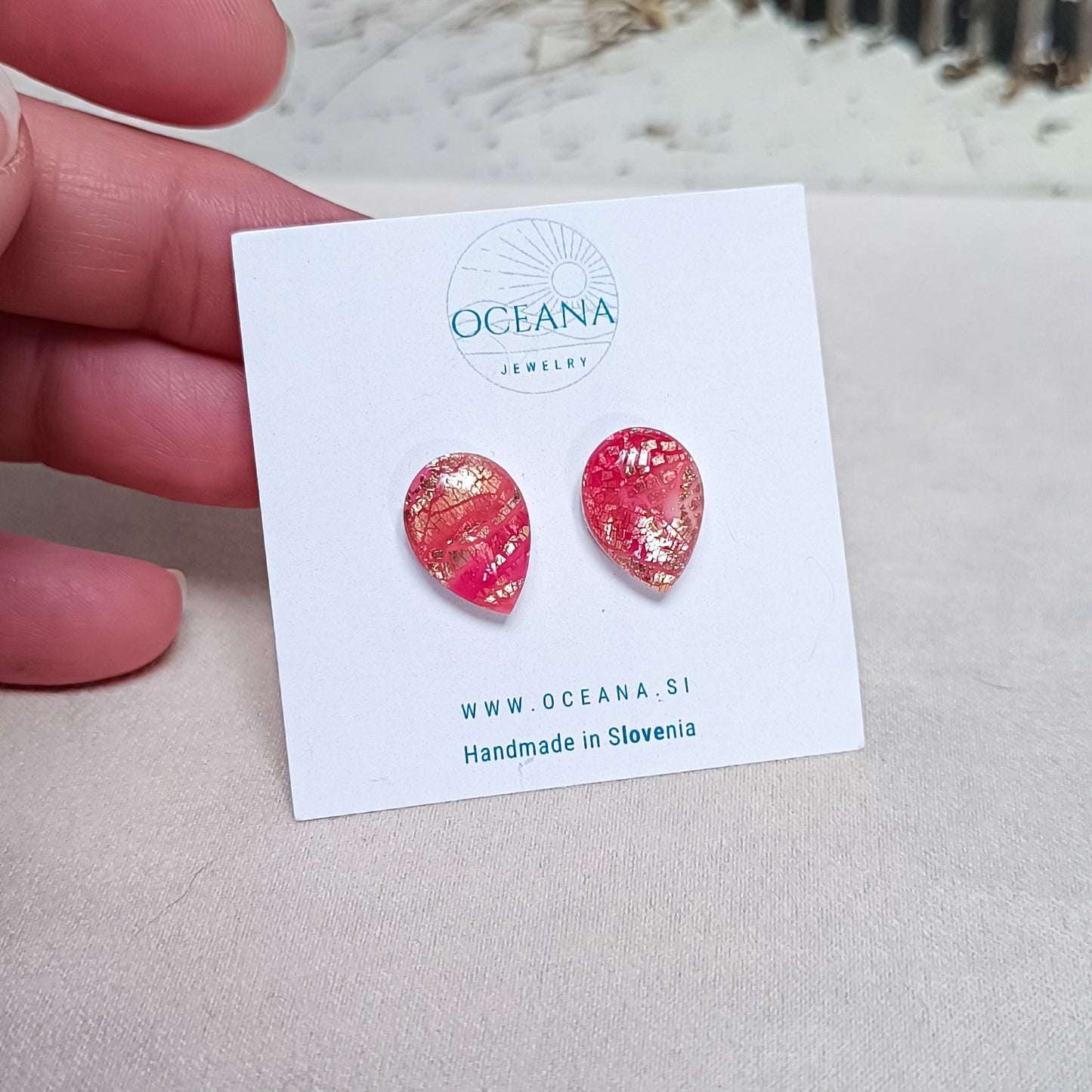 Scarlet Luxe 11