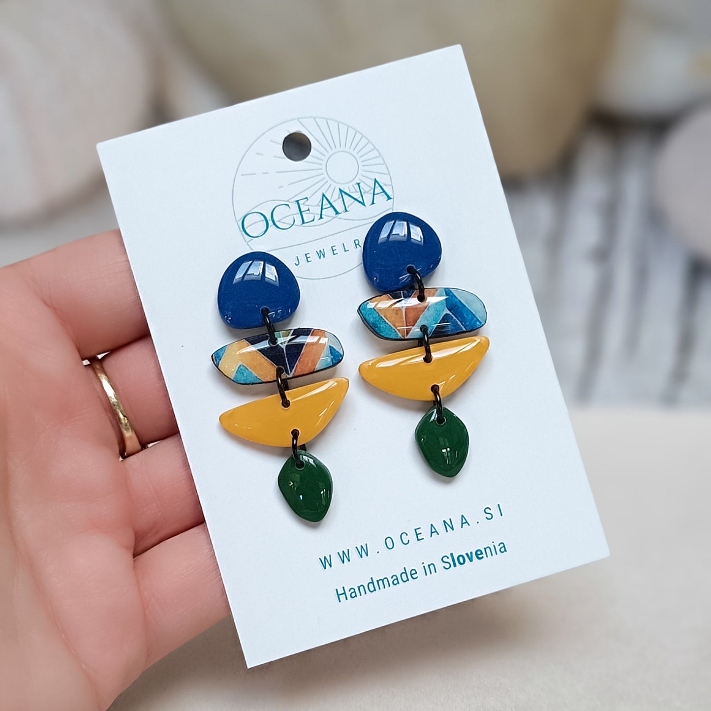Ear Candy 258
