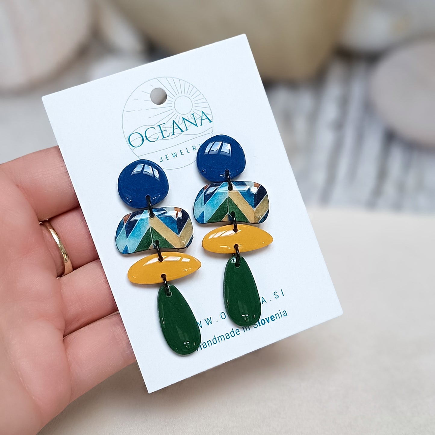 Ear Candy 259