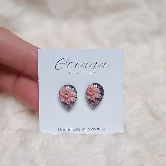Romance drop studs
