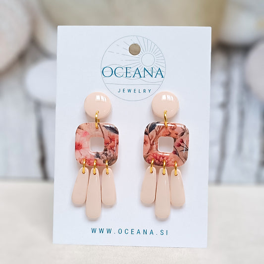 Ear Candy 21