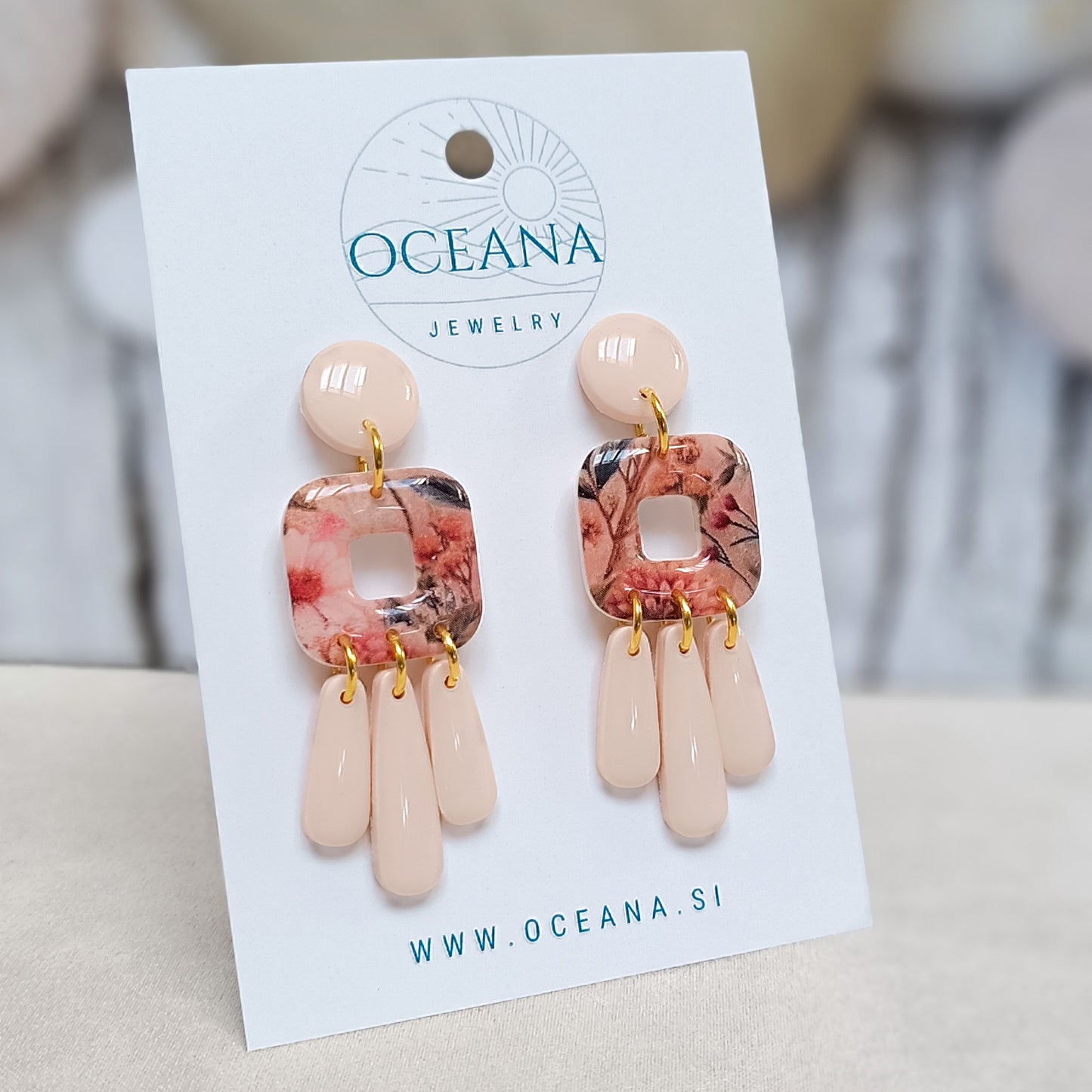Ear Candy 21