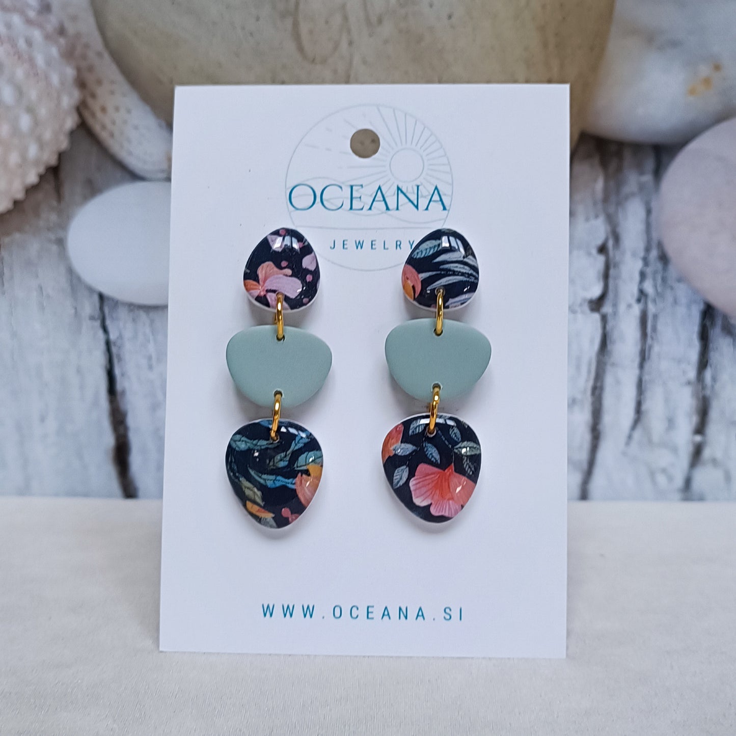 Ear Candy 42