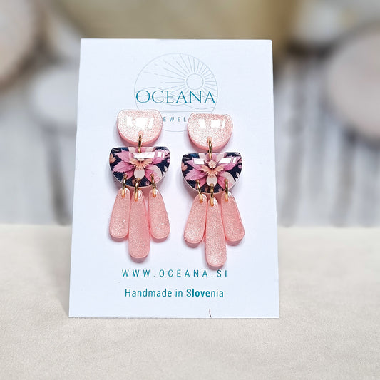 Ear Candy 63