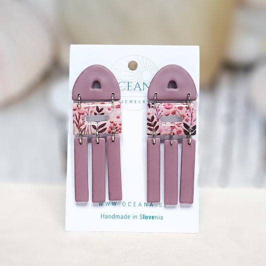Ear Candy 77
