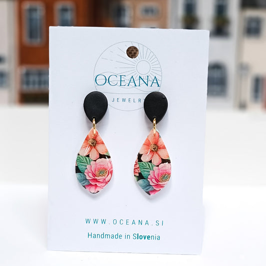 Ear Candy 83