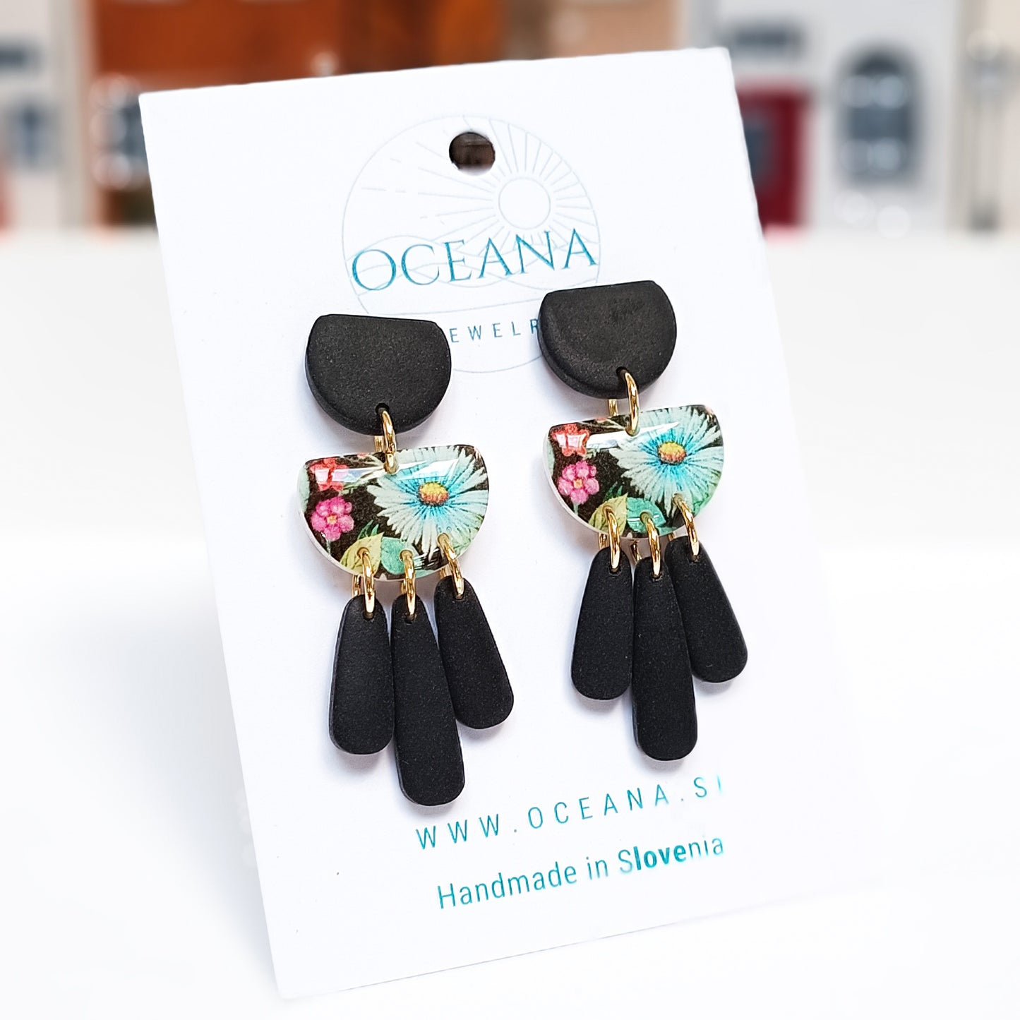 Ear Candy 81