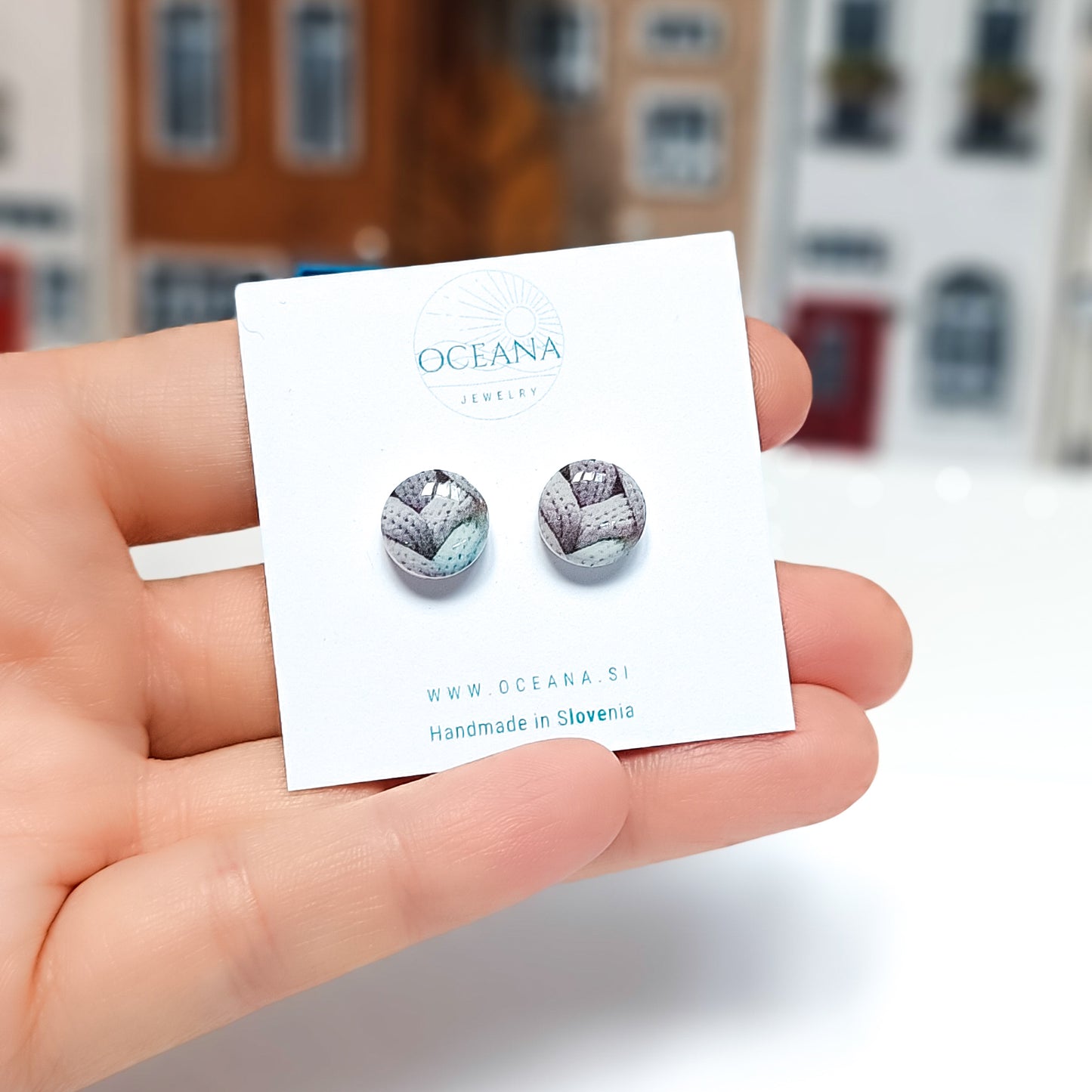 Ear Candy 103