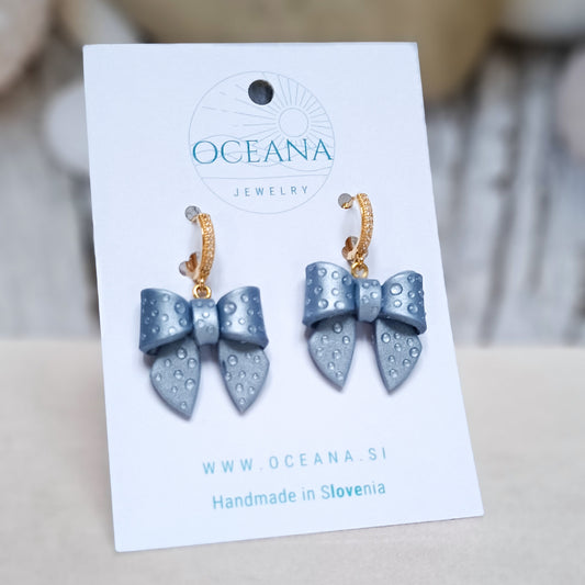 Bows & Hearts 16
