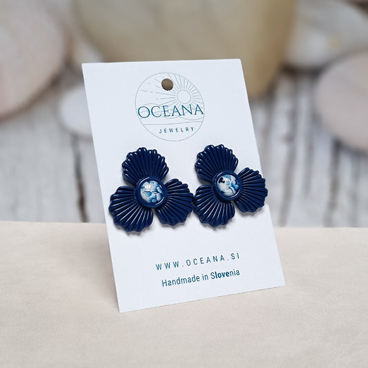 Ear Candy 235