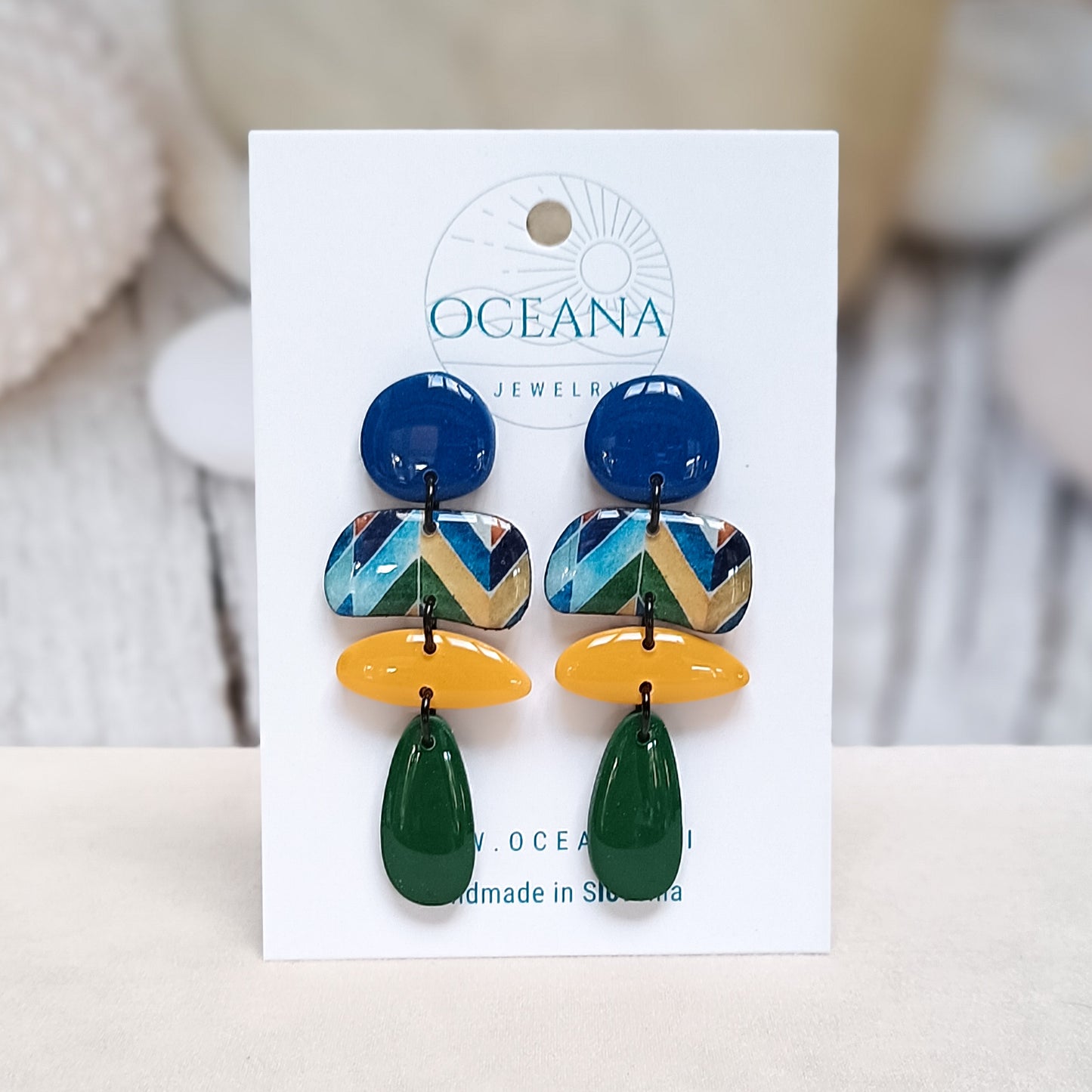 Ear Candy 259